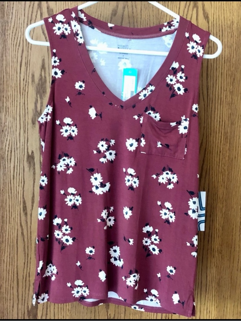 Market & Spruce Floral Sleeveless V-Neck Tank Top Small Pink NWT Cottagecore